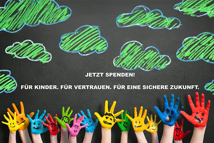 Spendenaufruf mit Kinderhände (© AdobeStock)